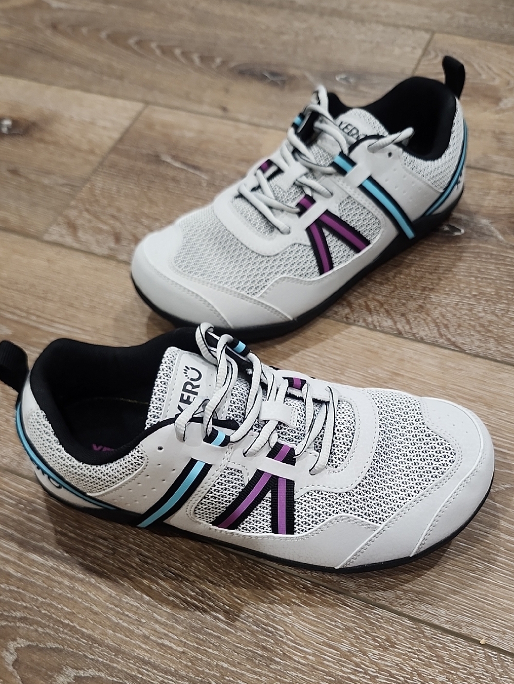NWOB Xero Shoes Prio Barefoot Running Athletic Outdoor Athleisure Shoes 8 Womens